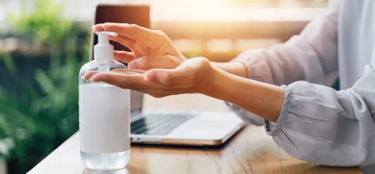 Fördelarna med alkoholfri handdesinfektion: en säker och effektiv lösning för handhygien